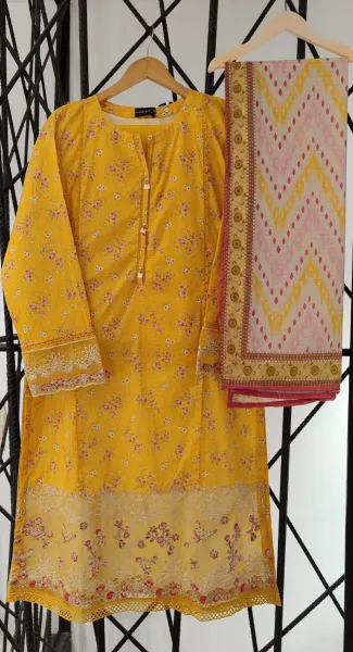 Pakistani Orginal Sadabahar Cutwork Printkari Lawn 3Pc _ Yellow