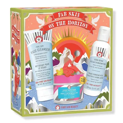 First Aid Beauty Skin On The Horizon Set