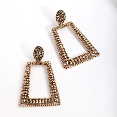Lovisa Antique Gold Ball Detail Trapeze Earring