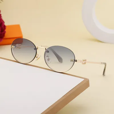 Oval Frame Sunglass