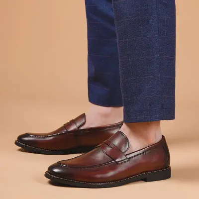 PREMIUM COWHIDE LOAFER