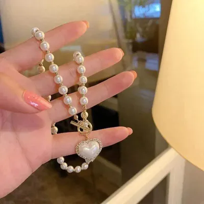 Faux Pearl Heart Charm Choker Necklace 