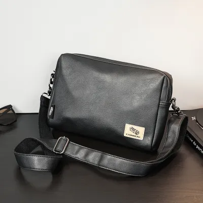 Japanese Retro Men's Simple Shoulder Bag 