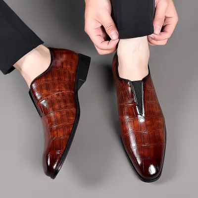 MEN'S CROCODILE PATTERN SHOES
