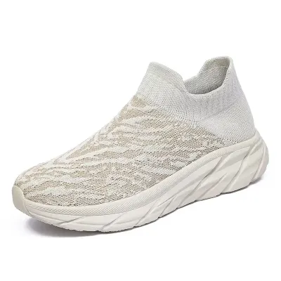 COMFORTABLE LIGHTWEIGHT CASUAL SNEAKERS 